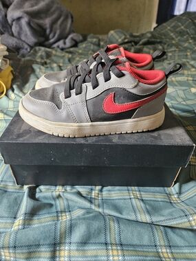 JORDAN 1 LOW ALT (PS)